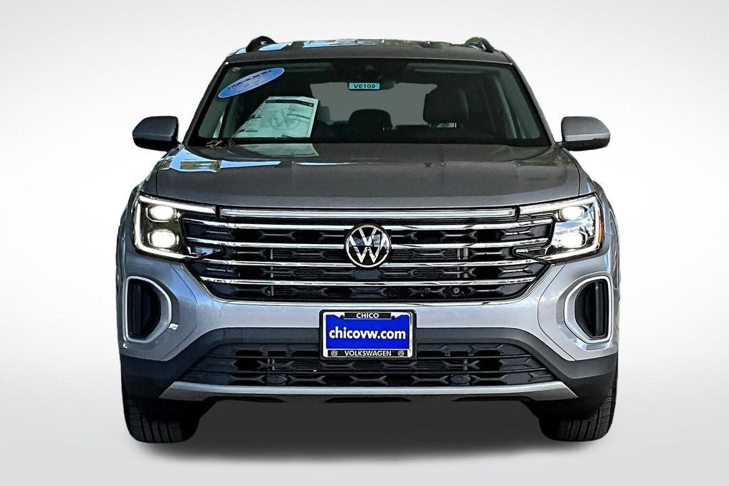 New 2026 Volkswagen Atlas SE FWD image 2