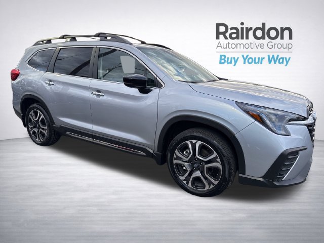 Used 2025 Subaru Ascent Touring w/ Popular Package #1