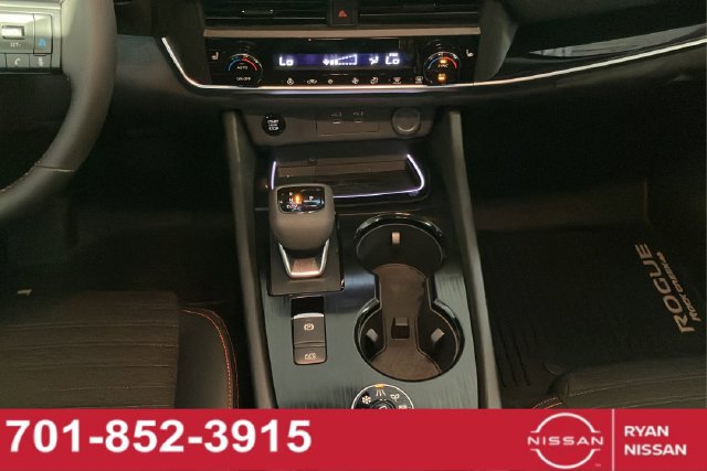 New 2026 Nissan Rogue SV w/ Rock Creek Premium Package AWD/4WD image 15