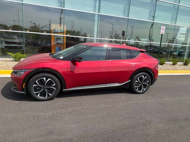 Used 2022 Kia EV6 Wind w/ Wind Technology Package AWD/4WD image 2