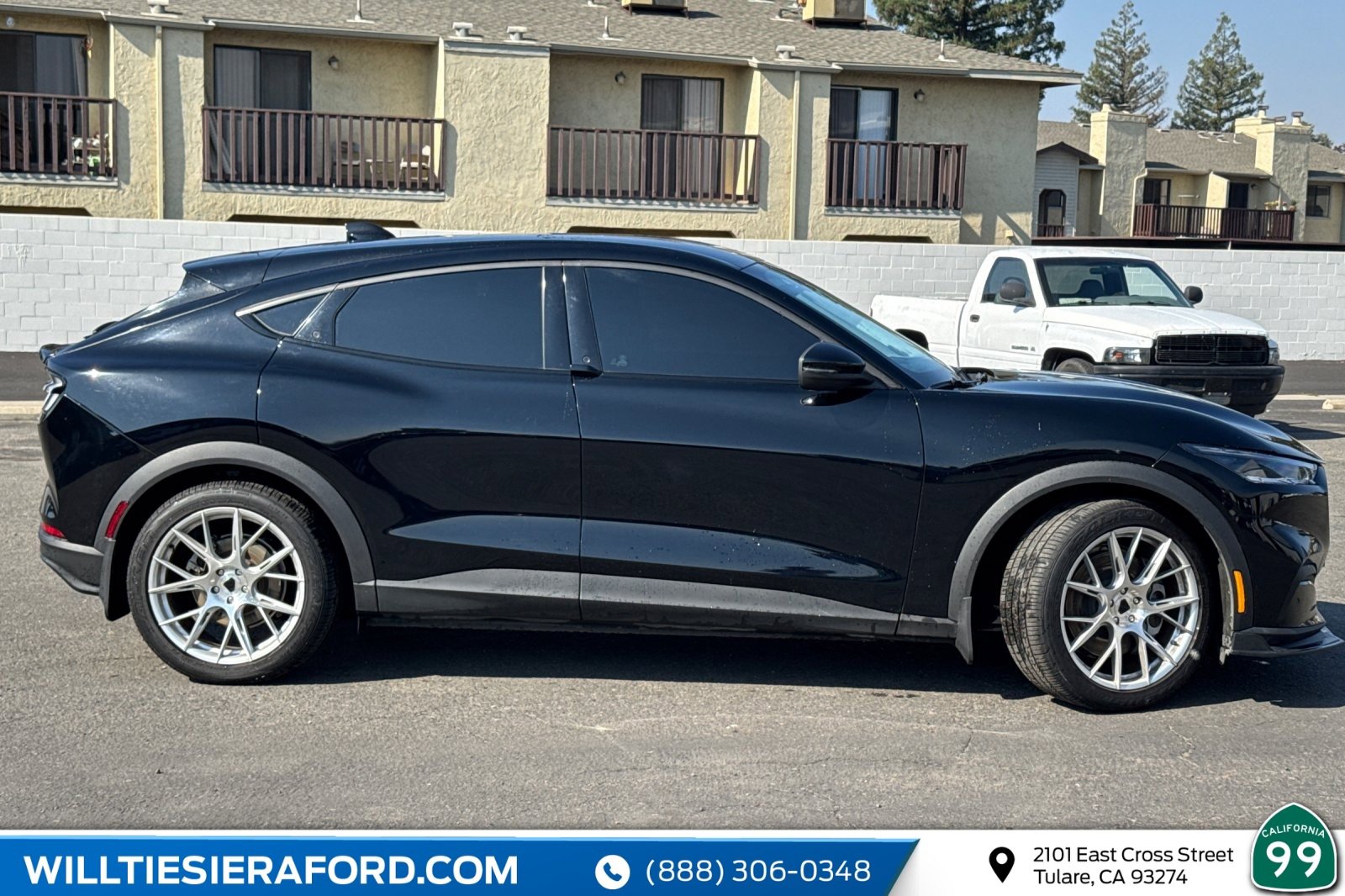 Certified 2021 Ford Mustang Mach-E Select image 4