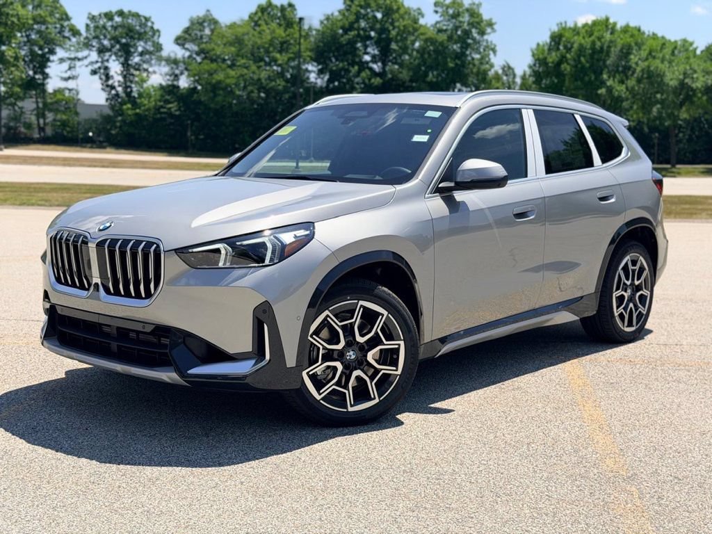 New 2026 BMW X1 xDrive28i w/ Technology Package AWD/4WD image 1