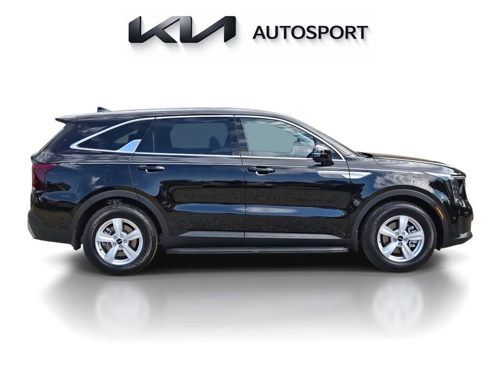 New 2026 Kia Sorento LX image 7