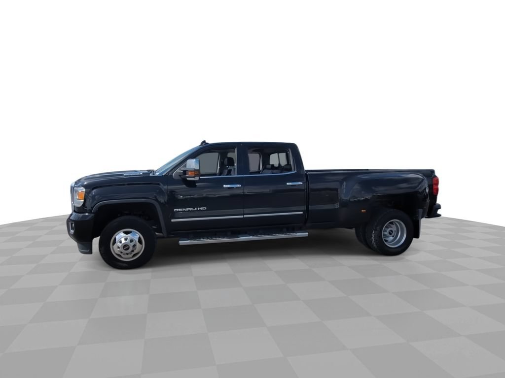 Used 2019 GMC Sierra 3500 Denali w/ Duramax Plus Package AWD/4WD image 4