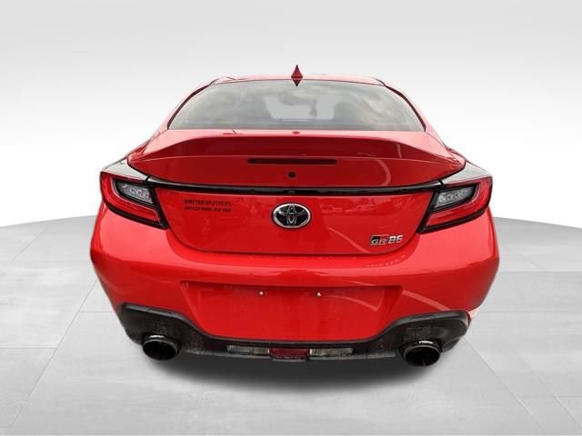 Used 2022 Toyota GR86 Premium w/ ALL Weather Mat Package (TMS) RWD image 5