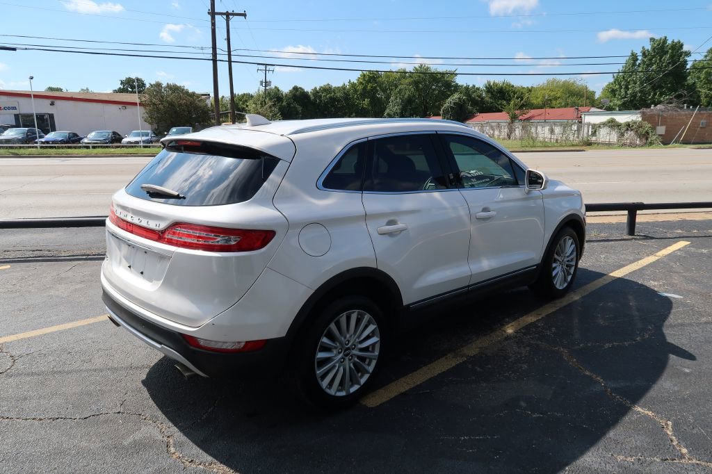 Used 2019 Lincoln MKC Premiere image 3