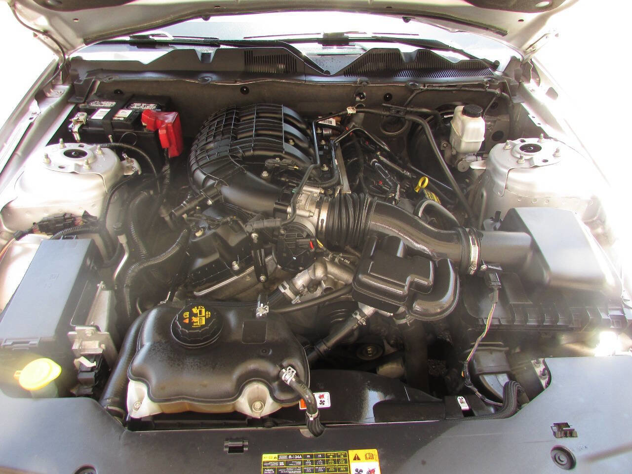 Used 2012 Ford Mustang Coupe RWD image 25