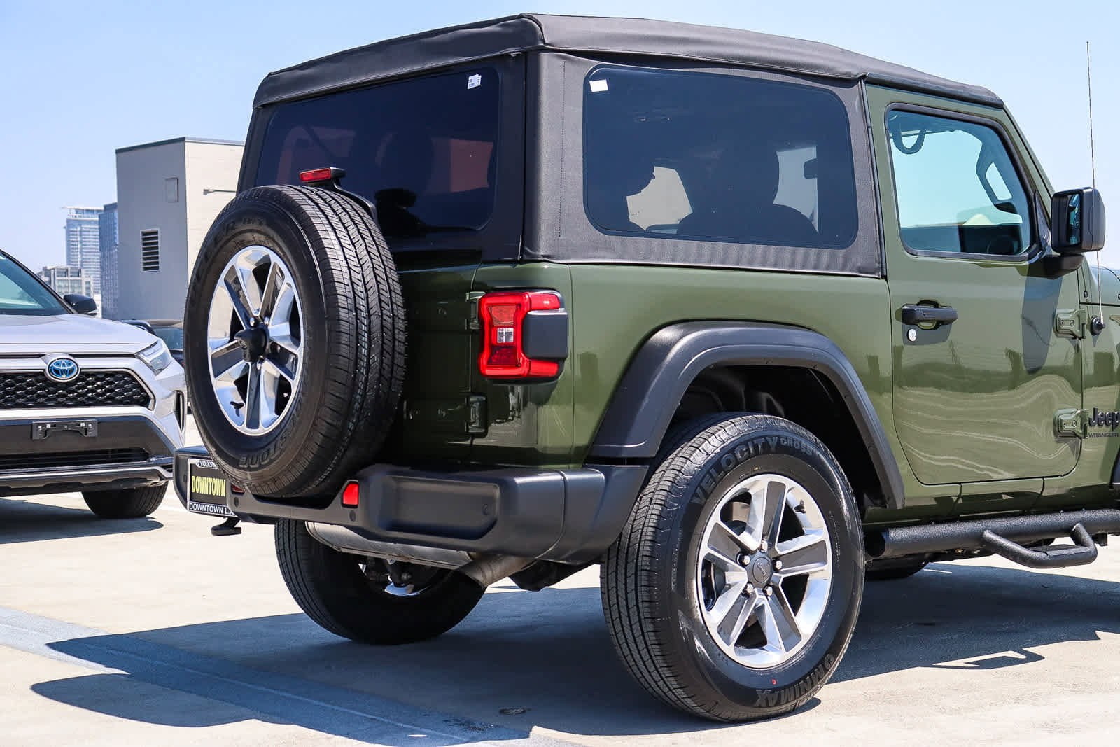 Used 2022 Jeep Wrangler Sport S image 9