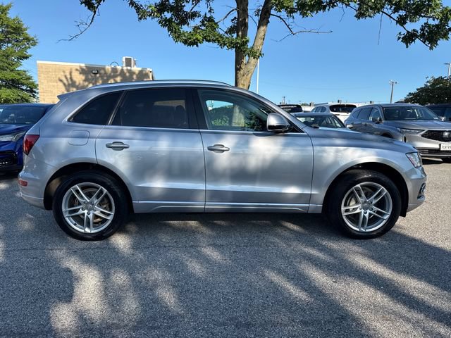 Used 2017 Audi Q5 2.0T Premium Plus w/ Technology Package AWD/4WD image 7