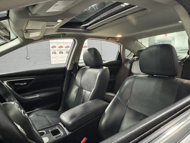Used 2016 Nissan Altima 2.5 SL w/ 2.5 Technology Package FWD image 28