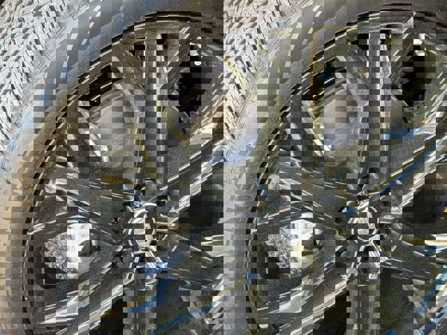 New 2025 Cadillac Optiq Sport 1 w/ LPO, ONYX Package image 12