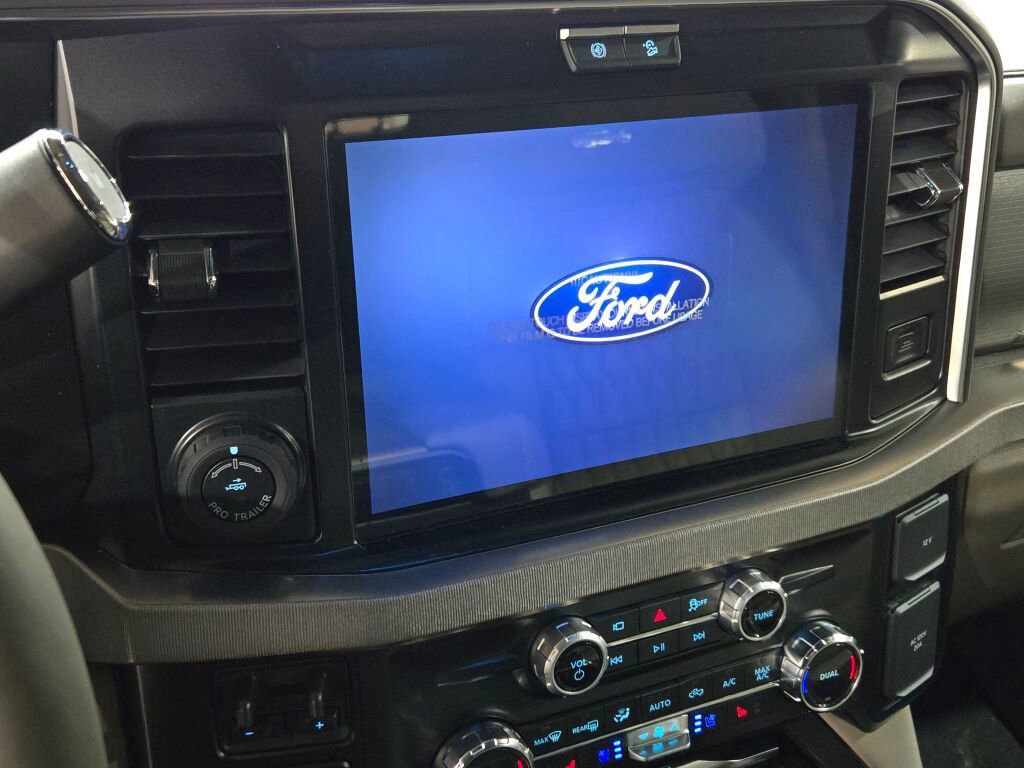 New 2026 Ford F450 Platinum w/ Platinum Plus Package image 28