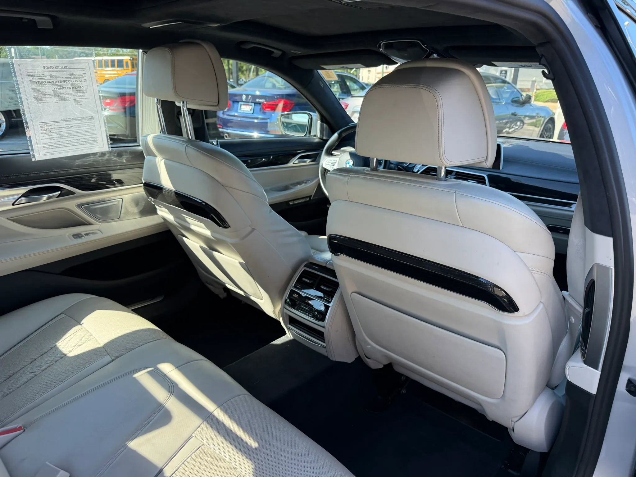Used 2017 BMW 740i xDrive AWD/4WD image 23