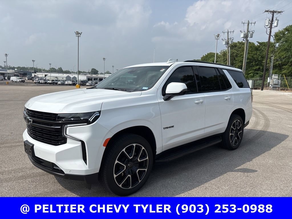 Used 2024 Chevrolet Tahoe RST w/ Luxury Package RWD image 3