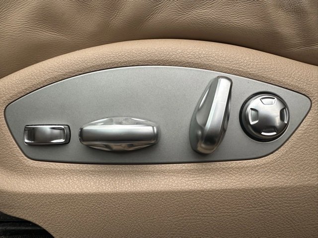 Used 2019 Porsche Macan S image 16