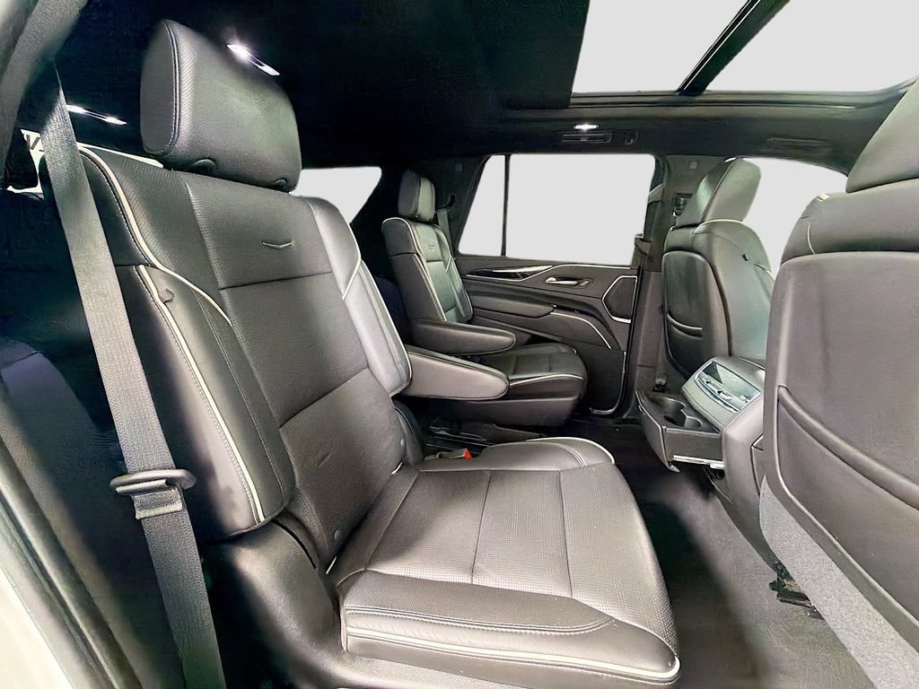 Used 2021 Cadillac Escalade Sport w/ Driver Assist Tech Package AWD/4WD image 30