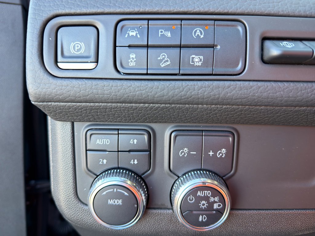 Used 2024 GMC Yukon Denali image 18