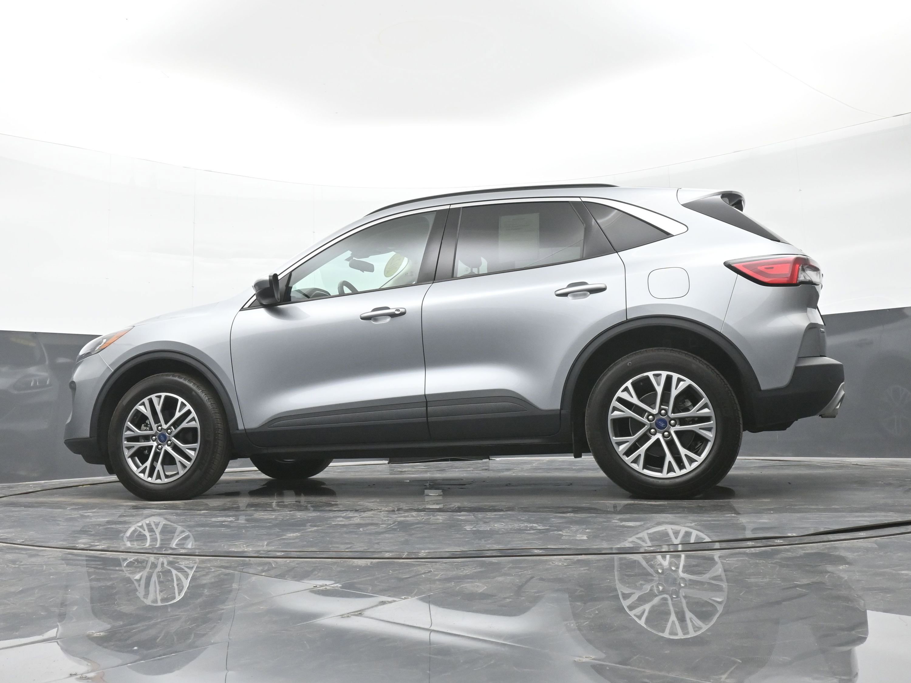 Used 2022 Ford Escape SEL image 41