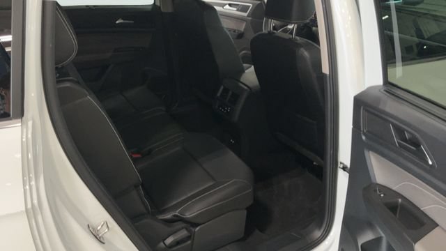Used 2023 Volkswagen Atlas SE AWD/4WD image 16