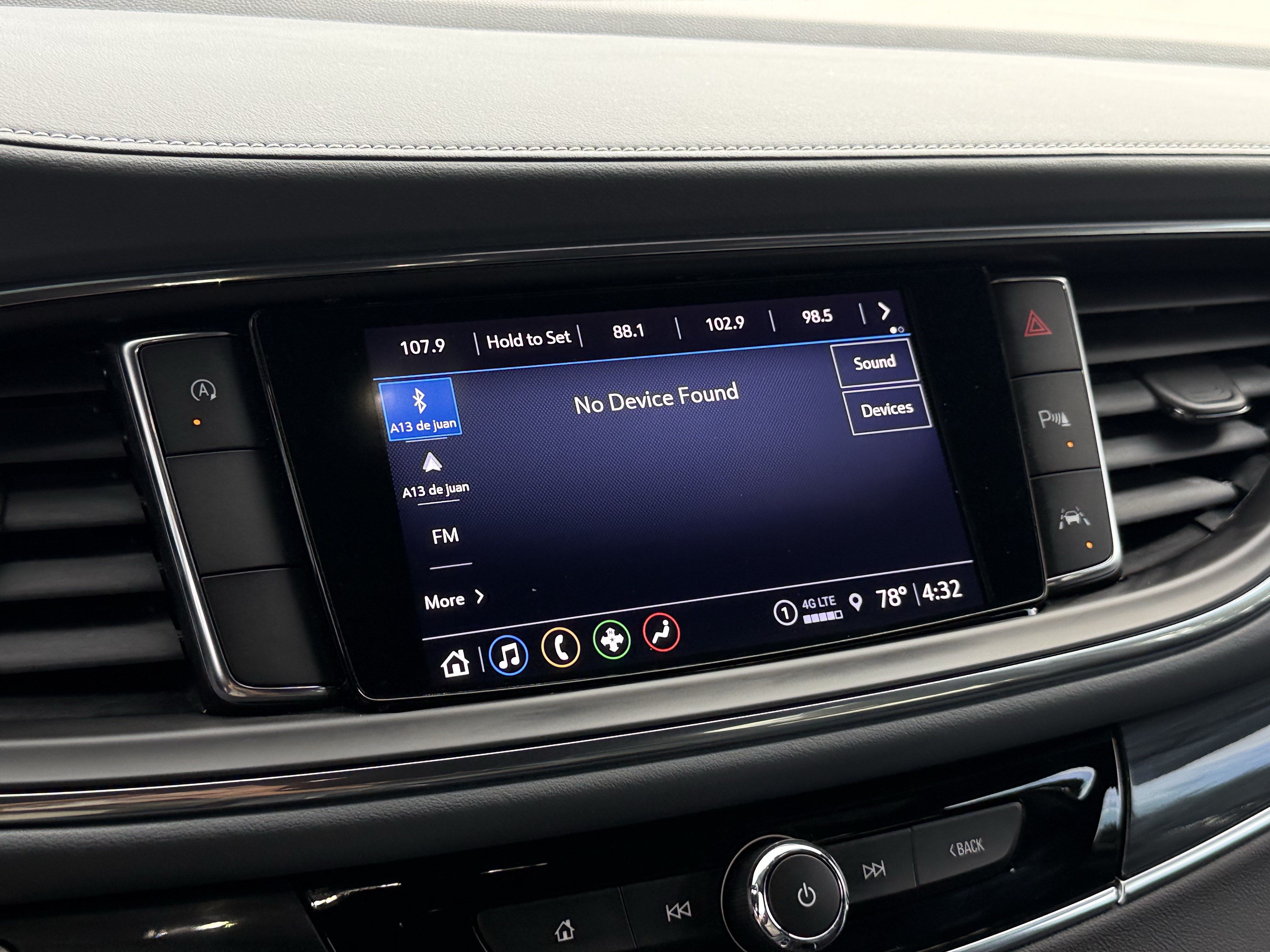 Used 2024 Buick Enclave Essence w/ Experience Buick Package FWD image 20