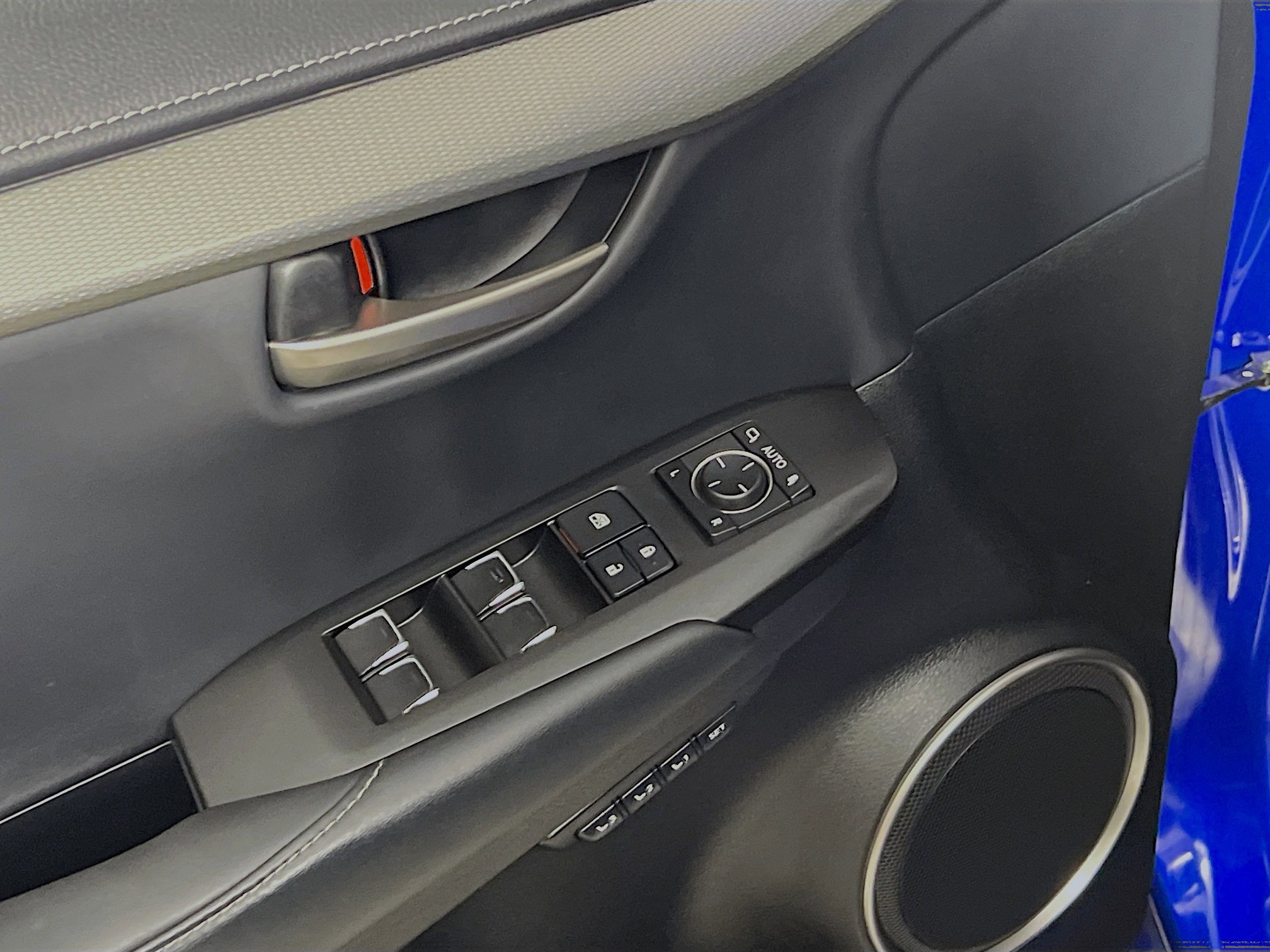 Used 2021 Lexus NX 300 F Sport w/ F Sport Premium Package FWD image 17