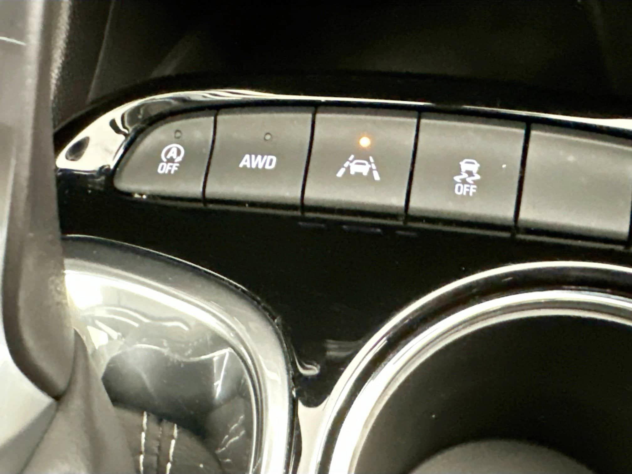 Used 2023 Buick Encore GX Preferred w/ Cold Weather Comfort Package AWD/4WD image 38