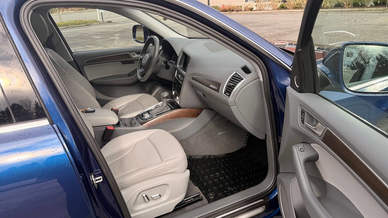 Used 2015 Audi Q5 2.0T Premium Plus w/ Technology Package image 27