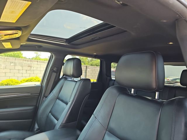 Used 2020 Jeep Grand Cherokee Limited image 15