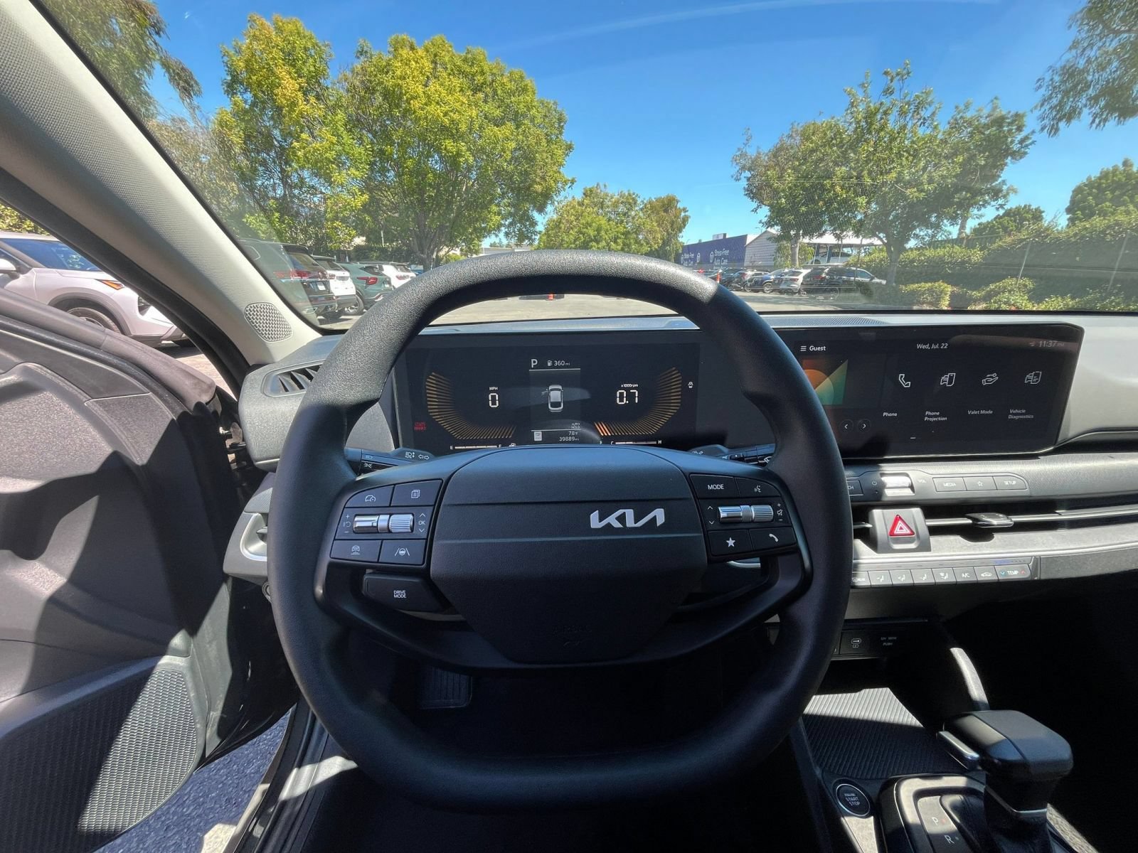 Used 2025 Kia K4 FWD image 33