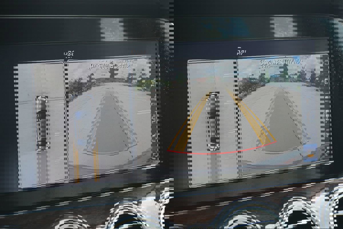 Used 2019 Mercedes-Benz E 300 image 31