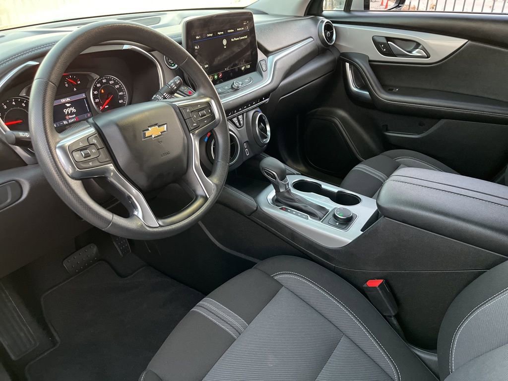 Used 2025 Chevrolet Blazer LT image 18