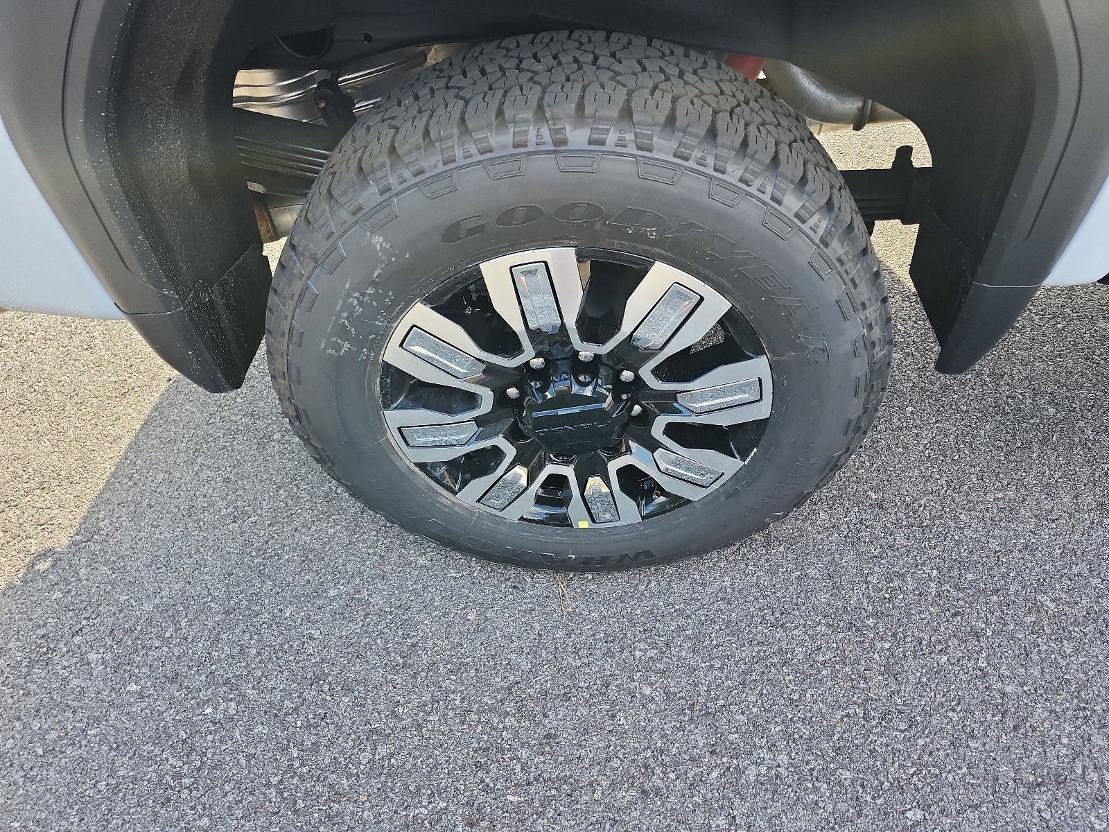 New 2026 GMC Sierra 2500 Denali image 5