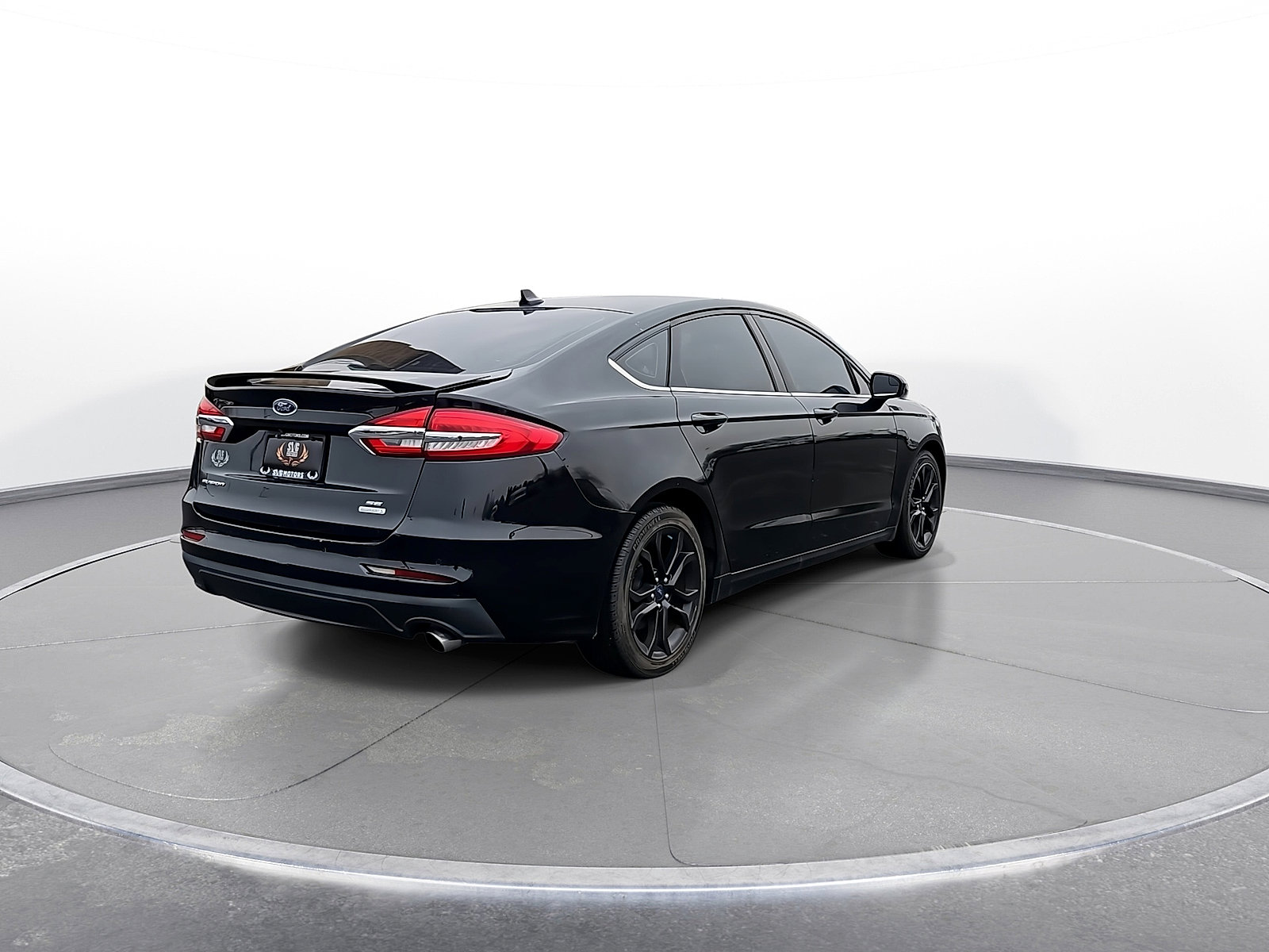 Used 2020 Ford Fusion SE w/ Equipment Group 151A FWD image 8