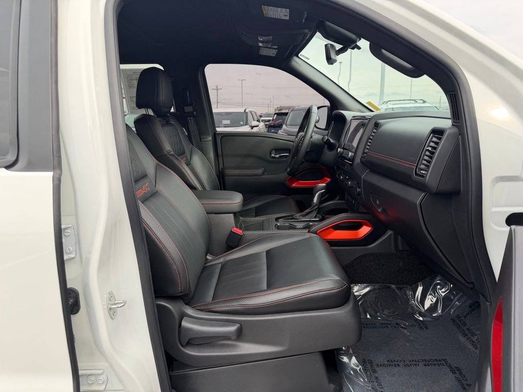 Used 2023 Nissan Frontier PRO-4X w/ Pro-4X Premium Package image 23