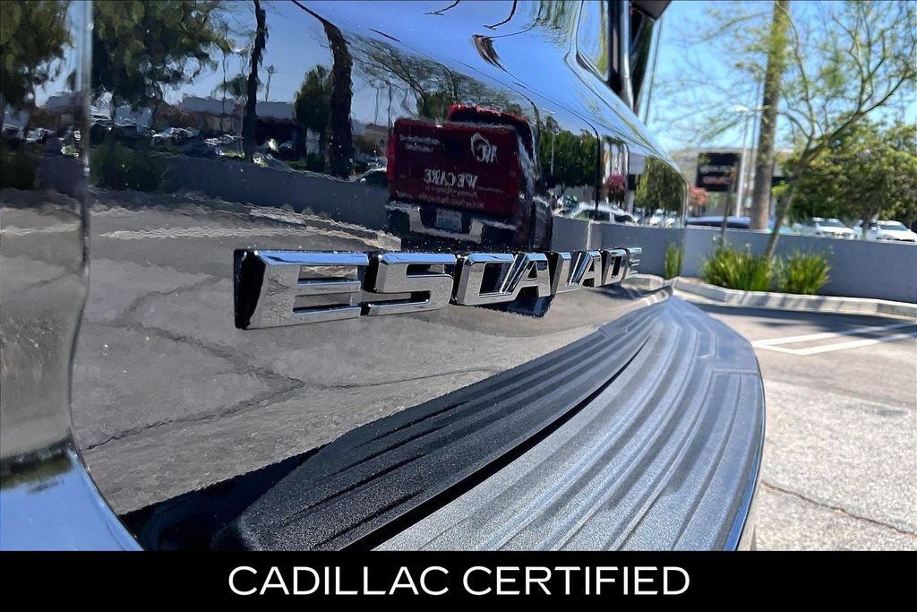 Used 2026 Cadillac Escalade ESV V AWD/4WD image 31