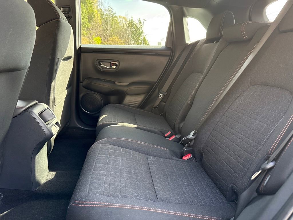 Certified 2025 Honda HR-V Sport image 27
