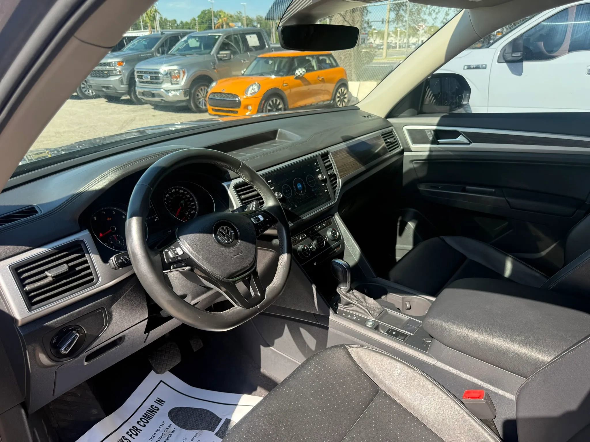 Used 2018 Volkswagen Atlas SE FWD image 14