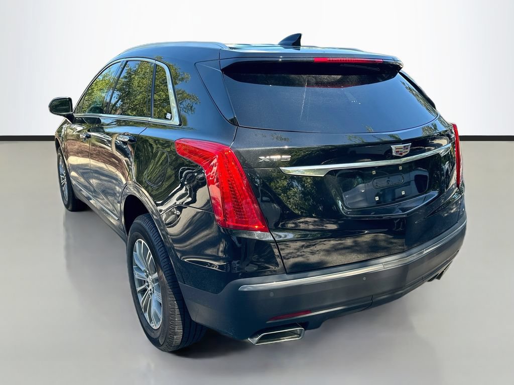 Used 2017 Cadillac XT5 Luxury w/ Driver Awareness Package FWD image 7
