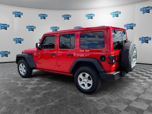 Certified 2022 Jeep Wrangler Unlimited Sport w/ Sun And Sound Package AWD/4WD image 4