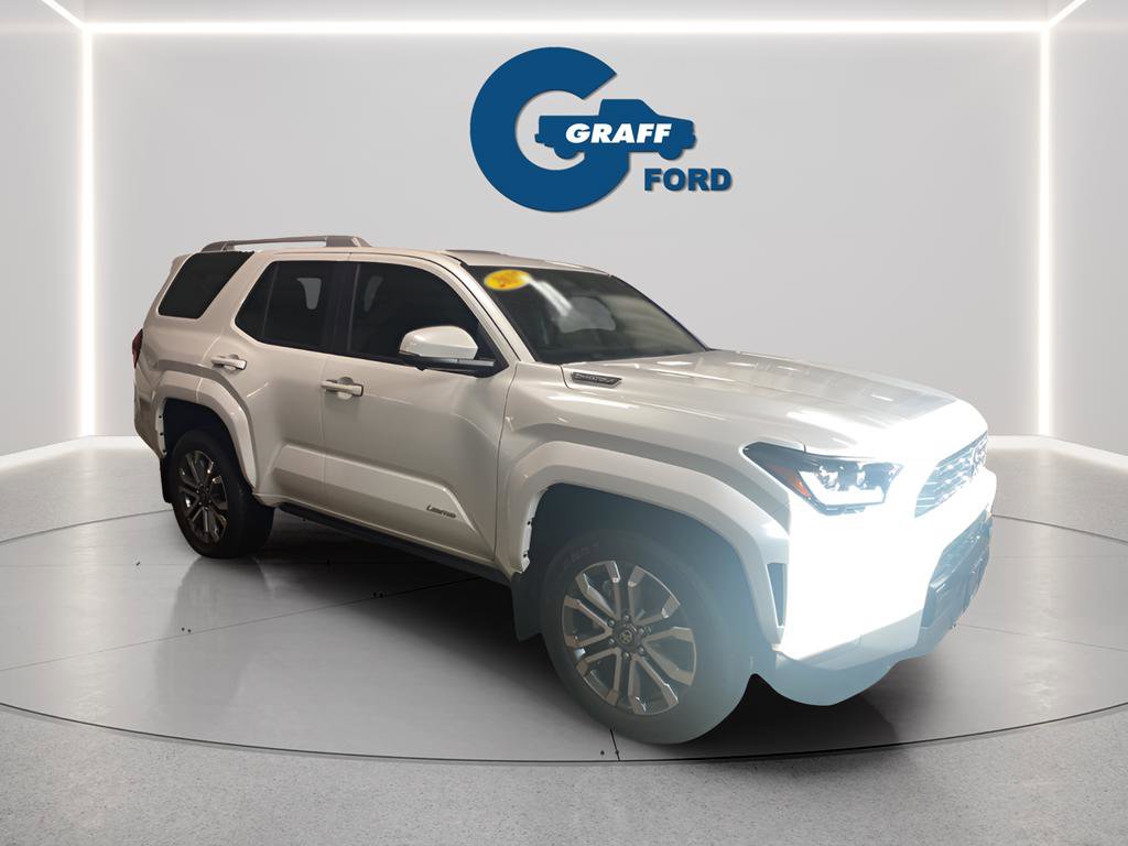 Used 2025 Toyota 4Runner Limited AWD/4WD image 4