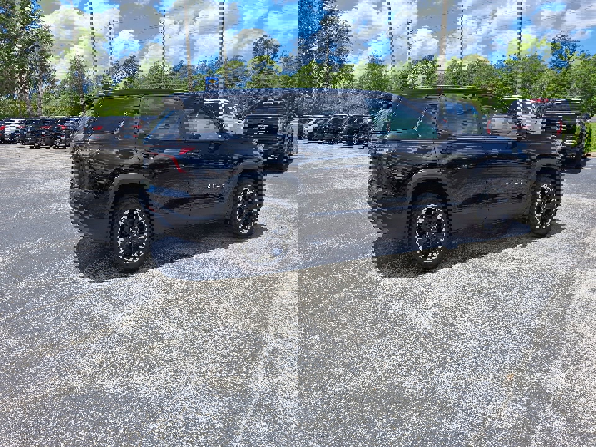 New 2026 Chevrolet Equinox LT image 4