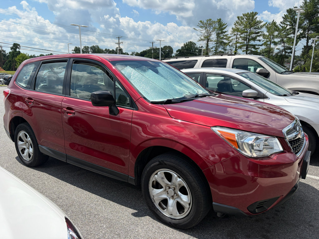 Used 2016 Subaru Forester 2.5i AWD/4WD image 1