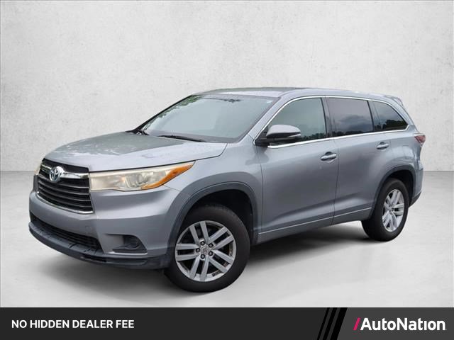 Used 2014 Toyota Highlander LE FWD image 1