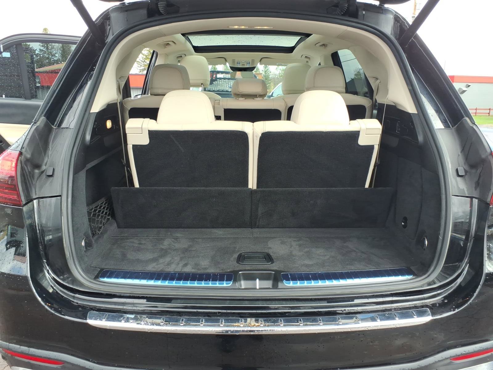 Used 2024 Mercedes-Benz GLE 350 4MATIC image 12