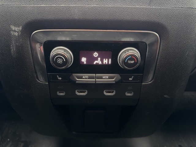 Used 2022 Chevrolet Tahoe High Country image 12