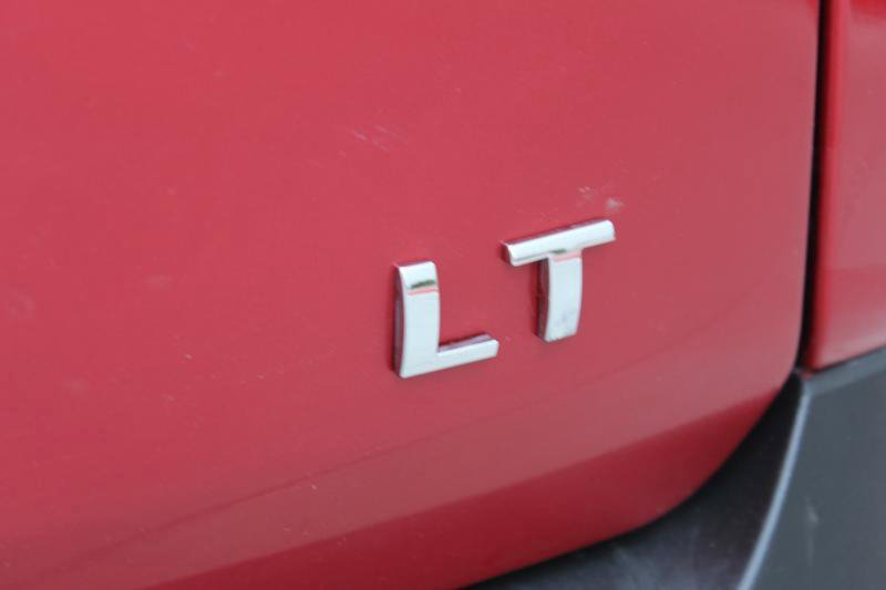 Used 2023 Chevrolet Traverse LT FWD image 22