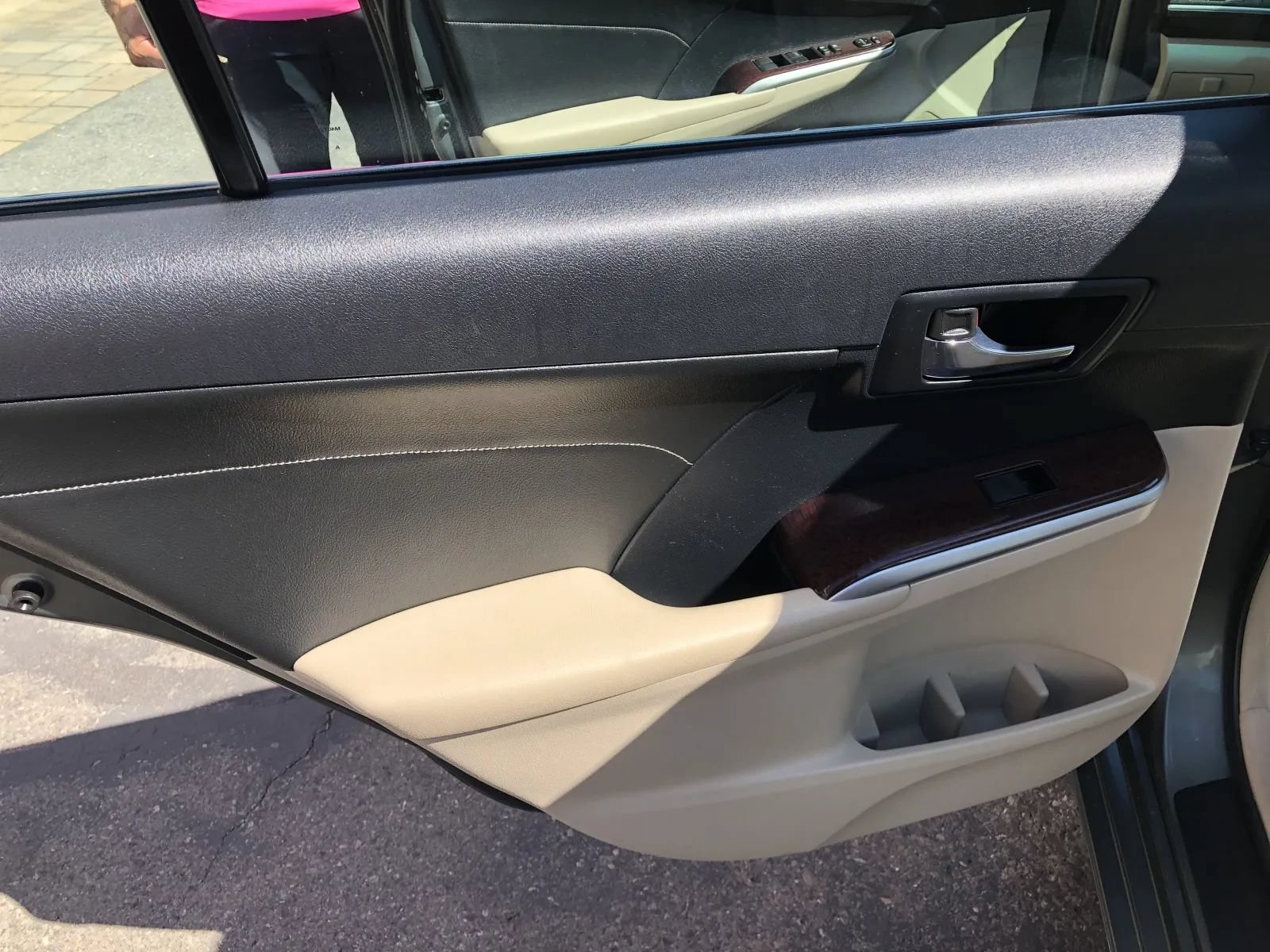 Used 2013 Toyota Camry XLE w/ Leather Pkg FWD image 27