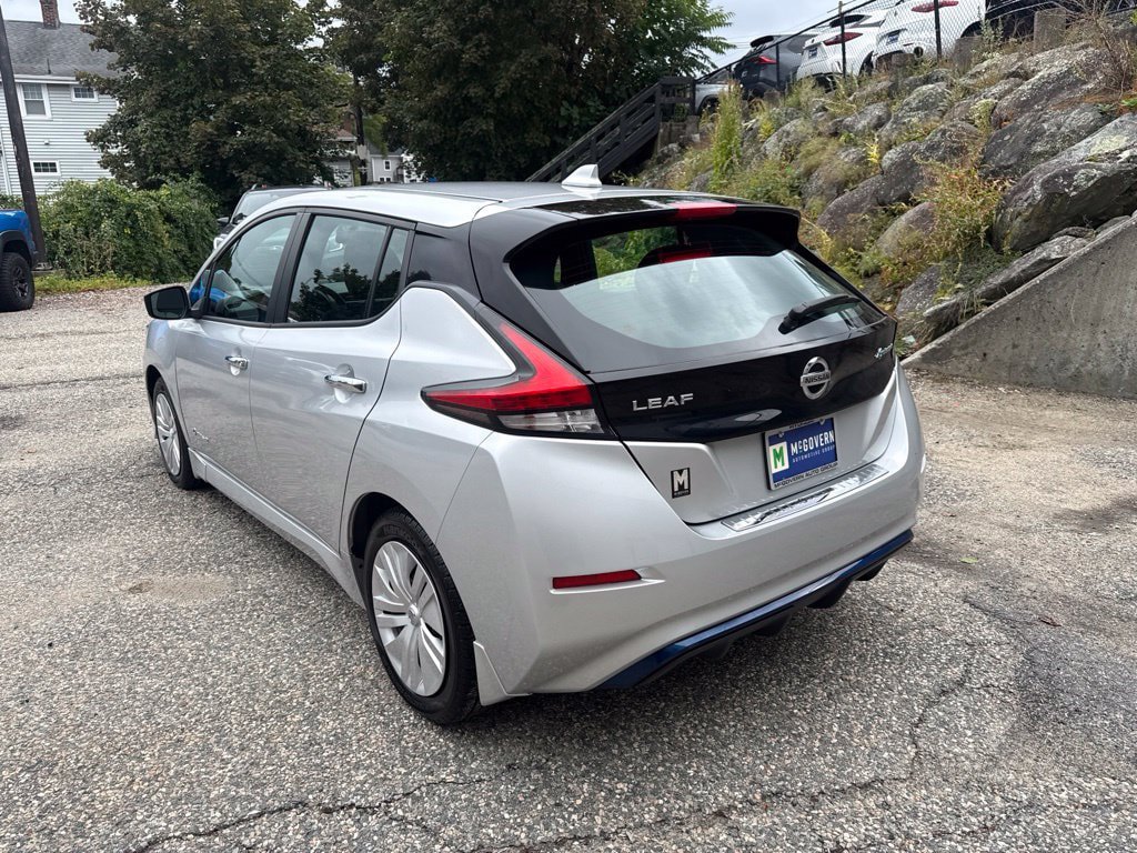 Used 2019 Nissan Leaf S w/ S Charge Package FWD image 4