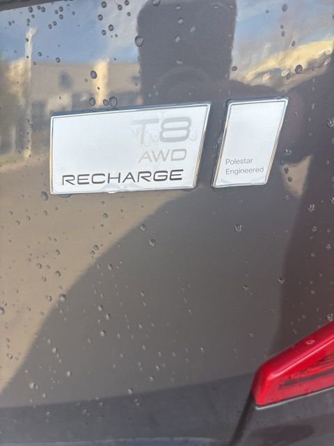 Used 2023 Volvo XC90 T8 Ultimate w/ Lounge Package image 4