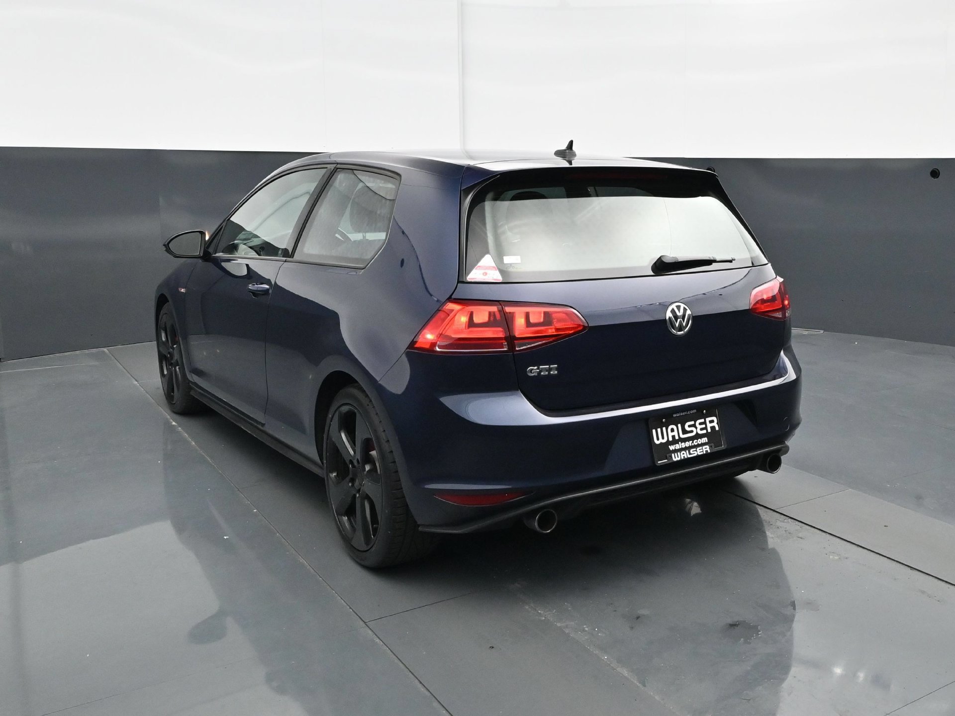 Used 2016 Volkswagen GTI S FWD image 5